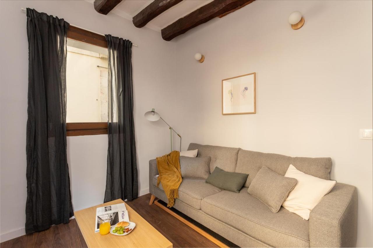 El Born Design Apartments Barcelona Luaran gambar